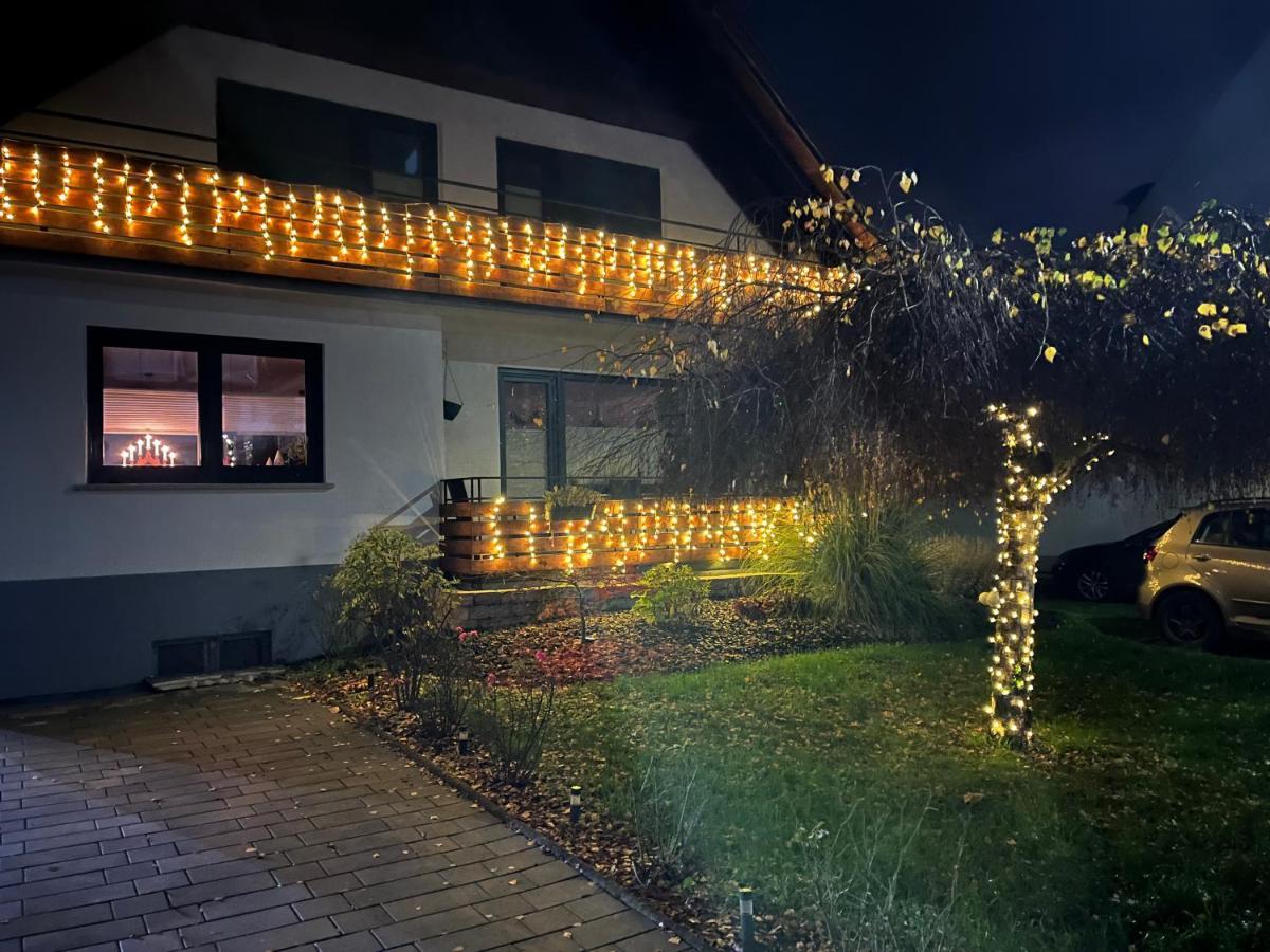 Ferienwohnung Christa Bullay Esterno foto
